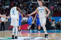 lol季中赛-包含科隆成功摆脱困境,主场大胜对手的词条