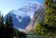 lol季中赛-意大利网球队绝杀英国网坛新传奇的崛起——西西帕斯打破历史纪录的震撼一刻