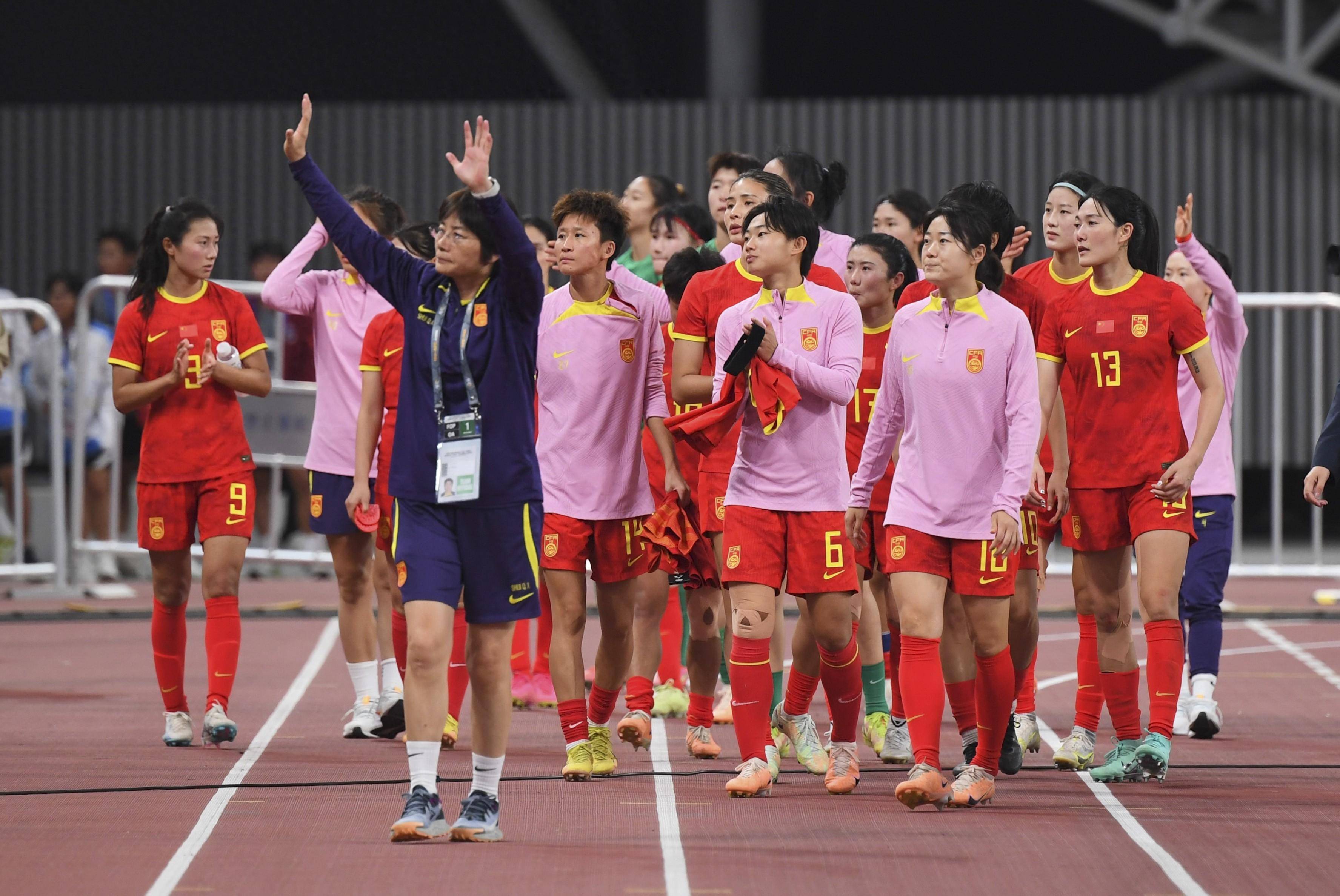 东京奥运女足预选赛：中国队实现全胜，锁定资格