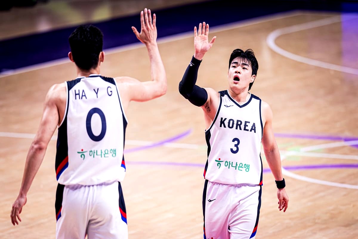 关于亚洲杯赛再现惊心动魄一幕,谁将夺冠?的信息 关于亚洲杯赛再现惊心动魄一幕,谁将夺冠?的信息