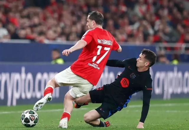 利物浦新秀闪耀赛场,欧洲豪门球队竞逐签约 利物浦新秀闪耀赛场,欧洲豪门球队竞逐签约