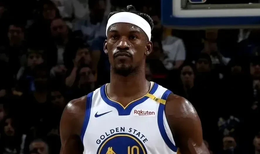 这支球队今天取得了重要胜利,排名有所上升 这支球队今天取得了重要胜利,排名有所上升