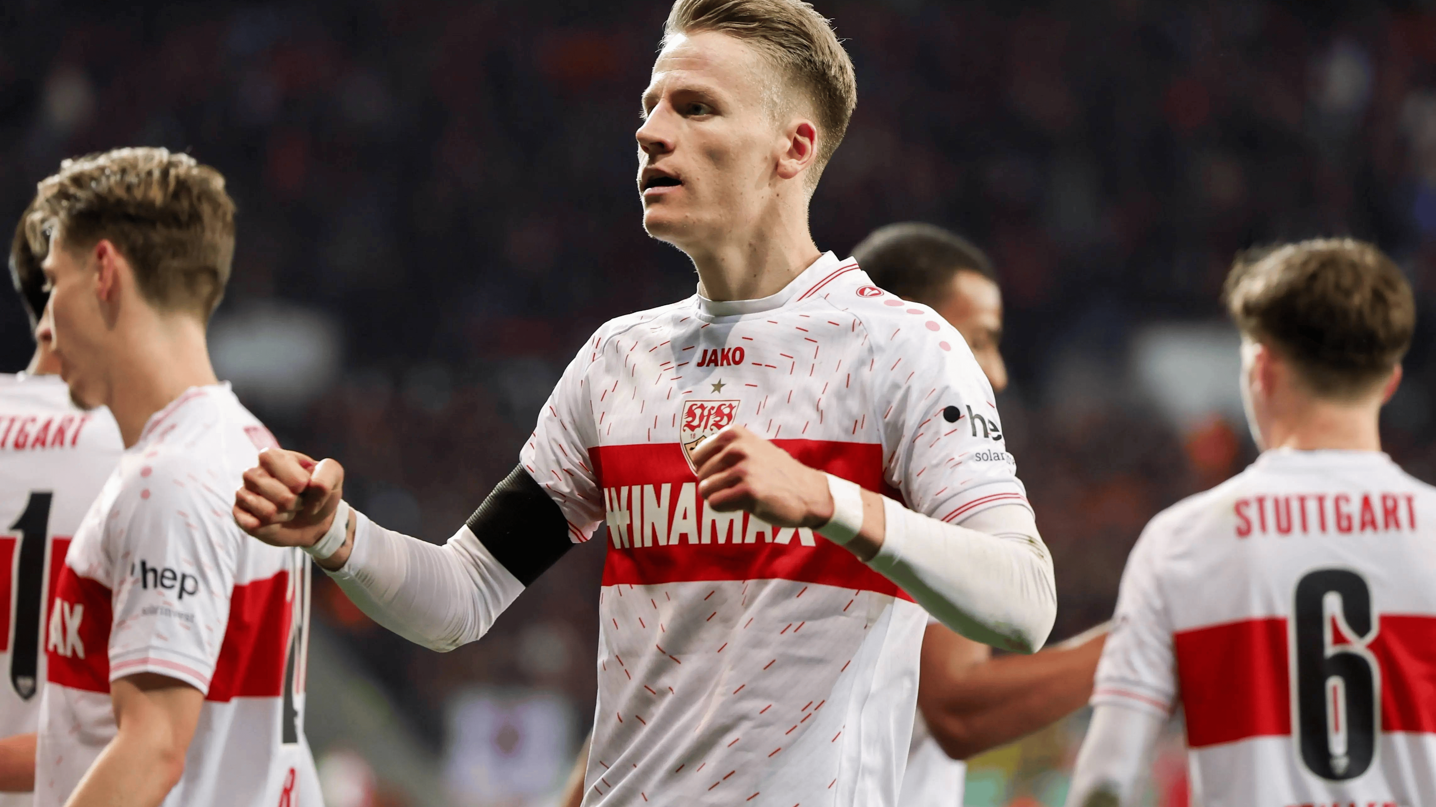 斯图加特主场遭遇惨败,难保不败纪录 斯图加特主场遭遇惨败,难保不败纪录