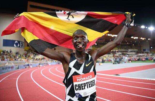 俄罗斯田径选手在短跑比赛中取得突破性进步 俄罗斯田径选手在短跑比赛中取得突破性进步