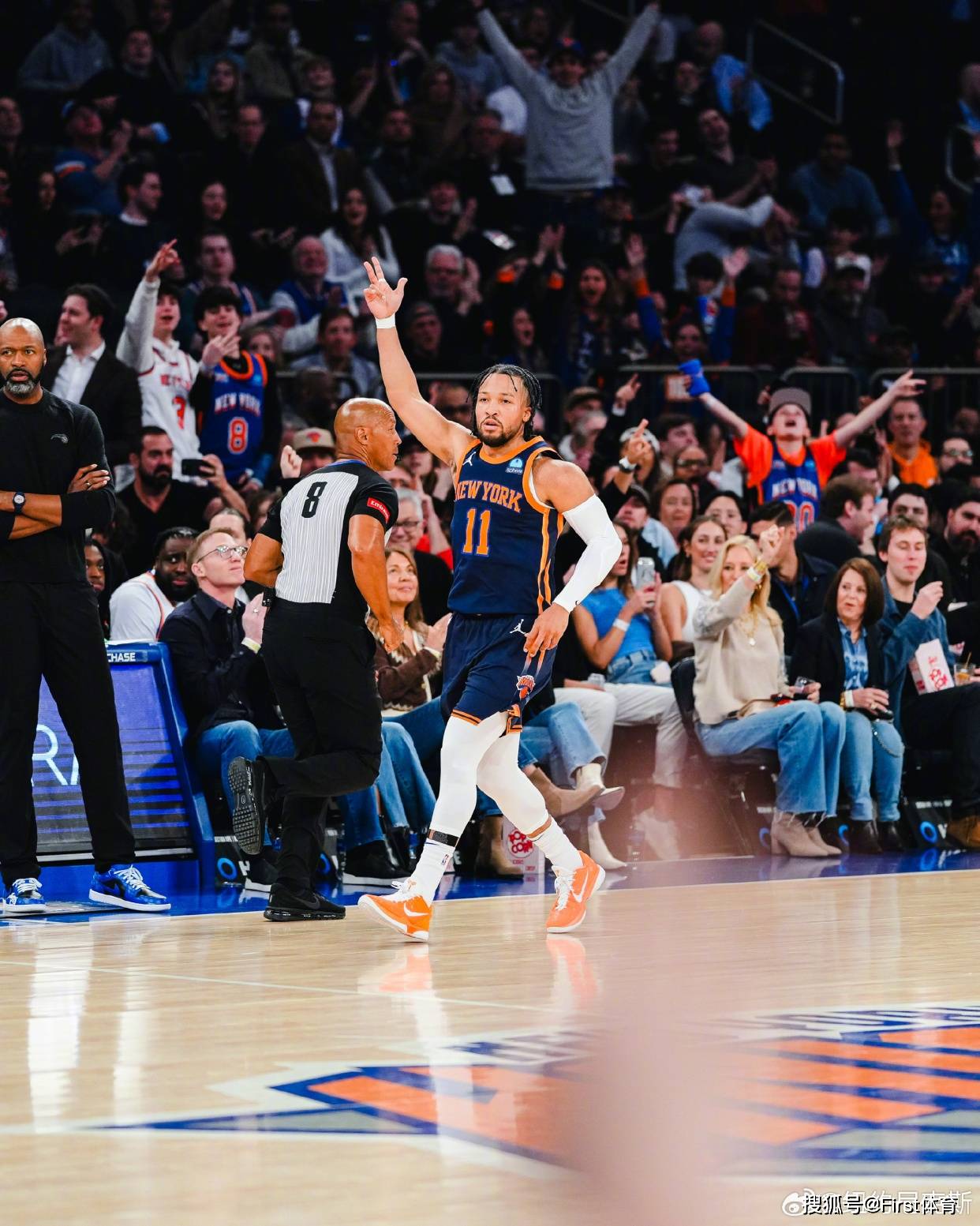 包含尼克斯血洗雄鹿,特雷杨绝境逆转的词条 包含尼克斯血洗雄鹿,特雷杨绝境逆转的词条