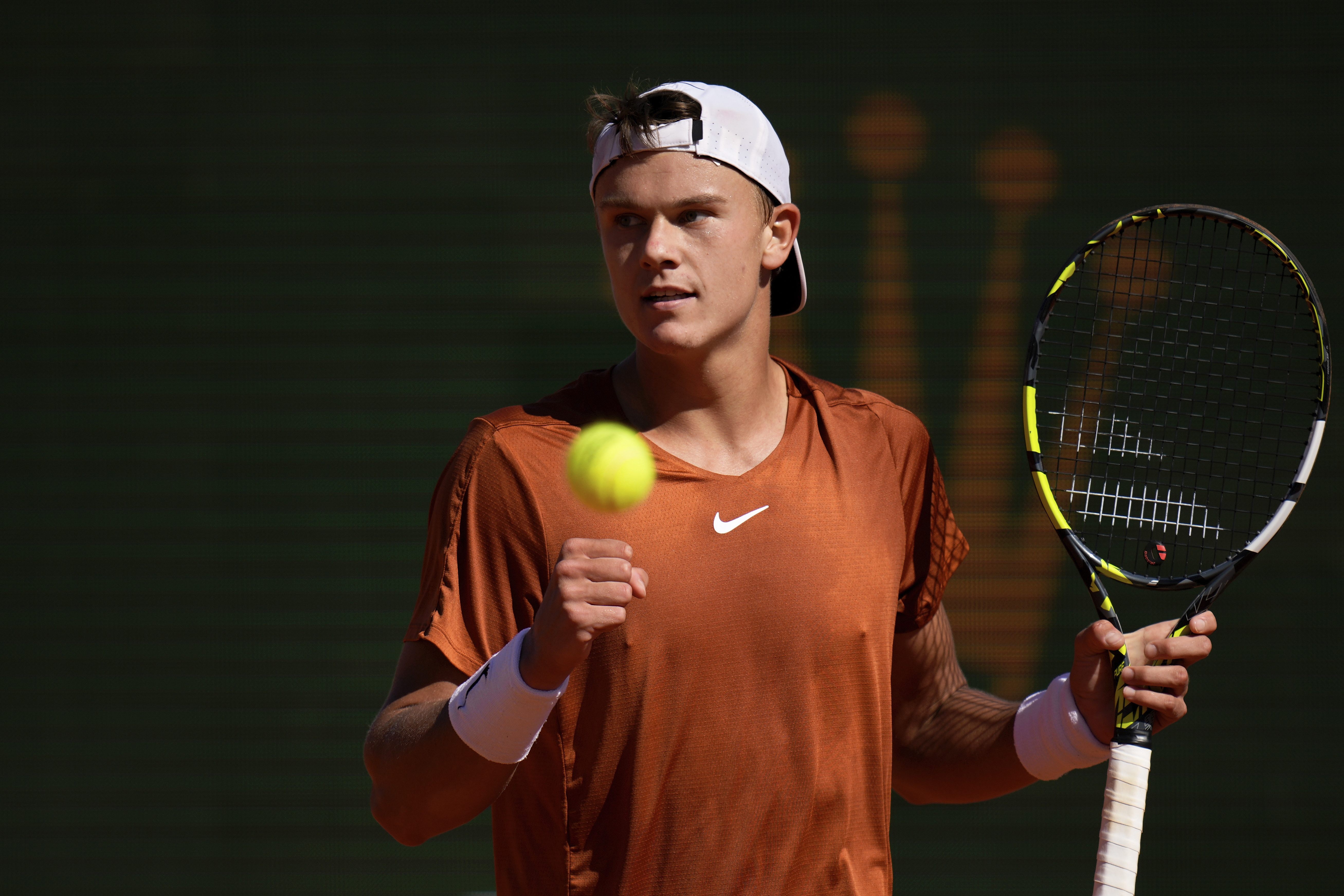 关于蒙特卡洛大师赛横扫法网,兹维列夫高光表现的信息 关于蒙特卡洛大师赛横扫法网,兹维列夫高光表现的信息